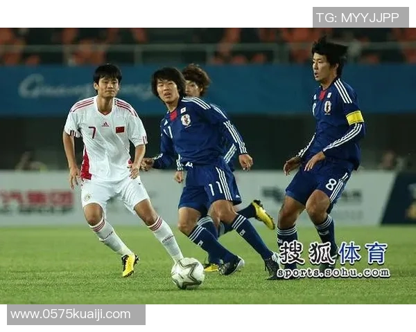中国与韩国足球激战实况录像回顾精彩瞬间与战术分析