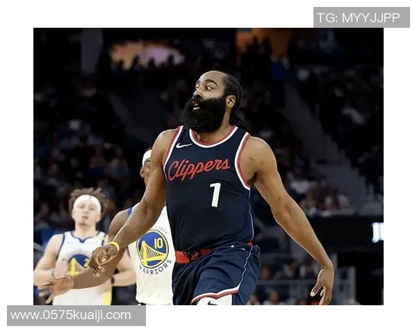 哈登与格林精彩对决集锦回顾展现篮球巅峰对抗与技艺之美