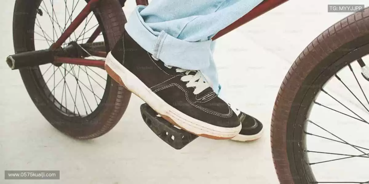 全球赛事，一键直达！📱🔥 你的专属体育直播间，热血永不离线！